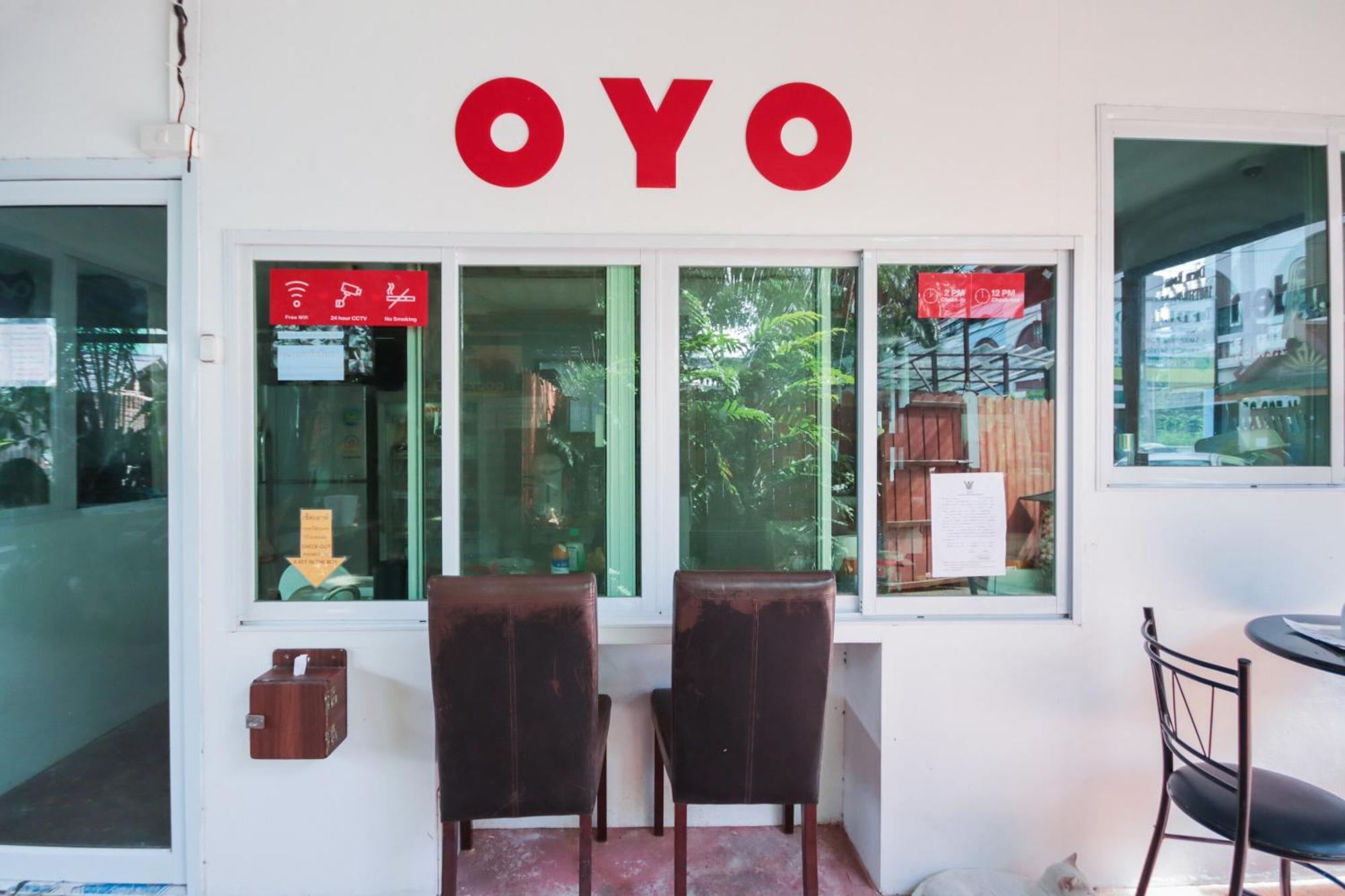 Oyo 1163 Eden Hostel Phuket Exterior foto