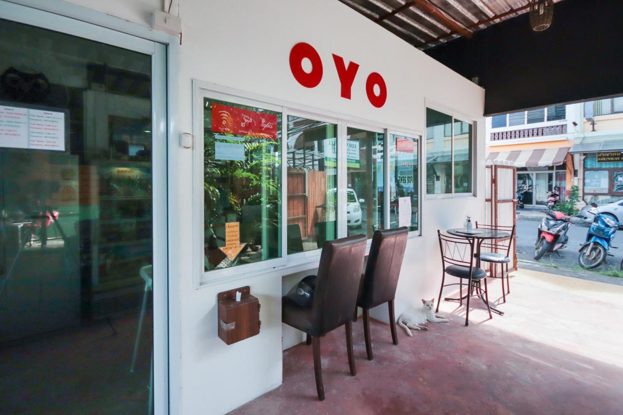 Oyo 1163 Eden Hostel Phuket Exterior foto